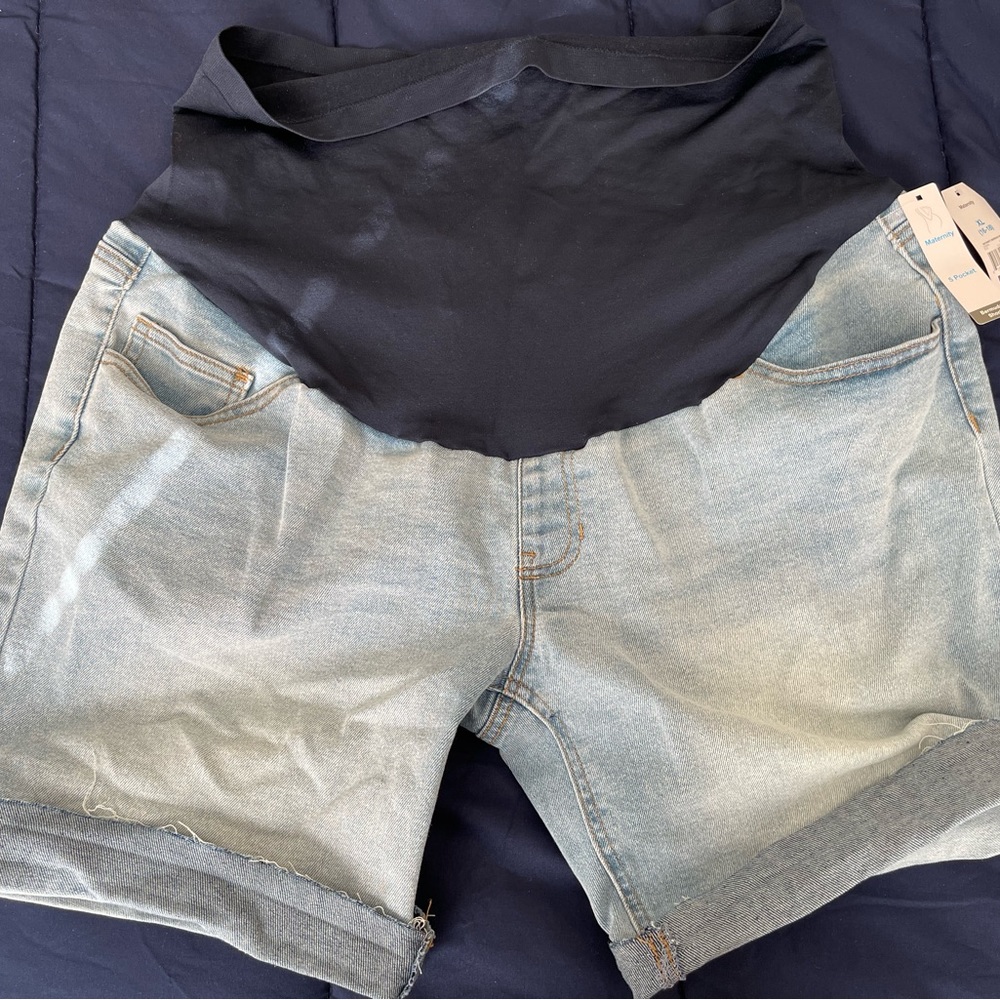 Brand new Walmart brand maternity jean shorts!